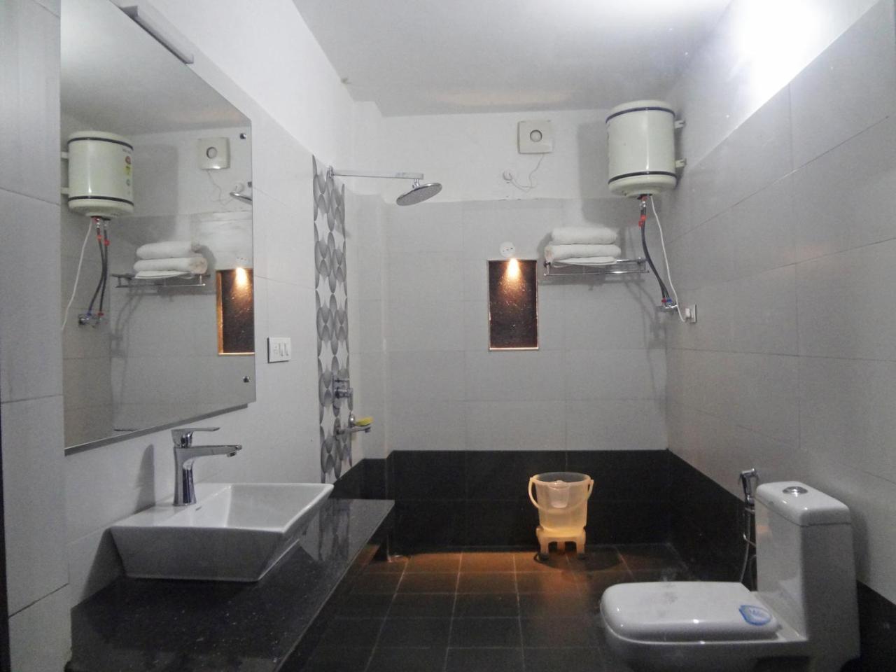 Hill House Manali -A Home In Mountains المظهر الخارجي الصورة